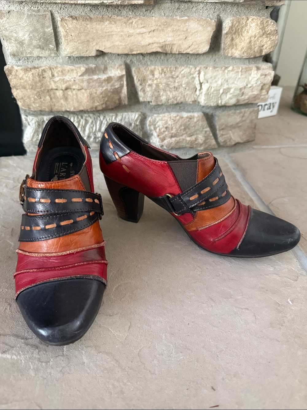L'ATISTE Multi-Tone Leather Heeled Oxford - Red, Black & Brown